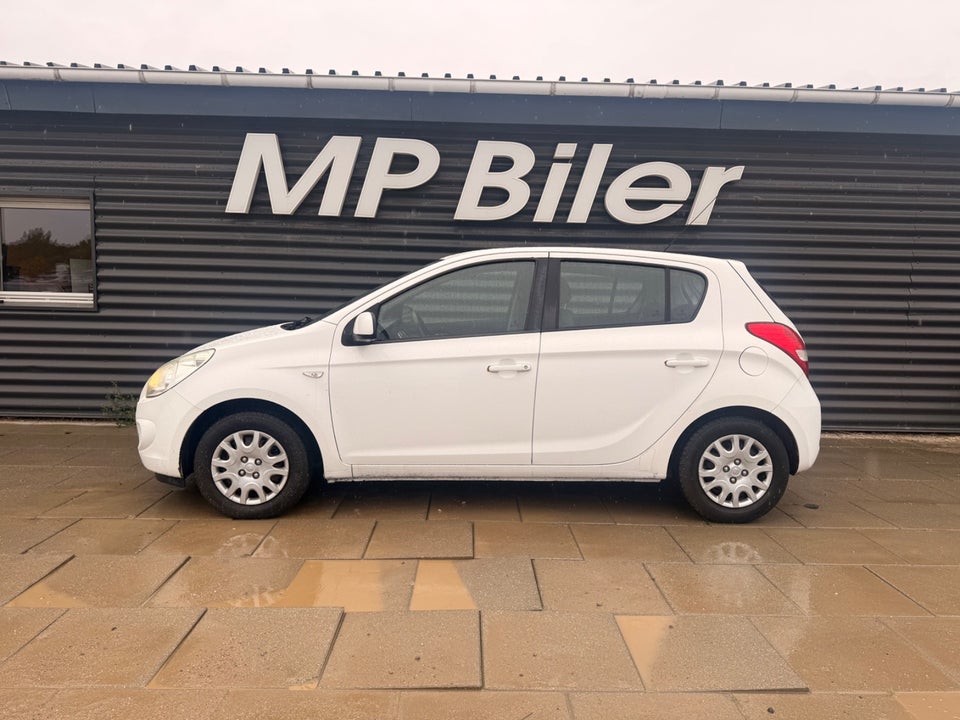 Hyundai i20 1,25 Classic 5d