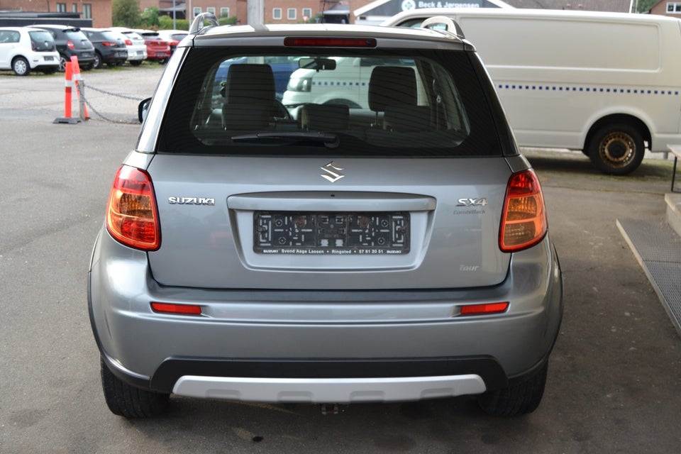Suzuki SX4 1,6 CombiBack Tour 5d