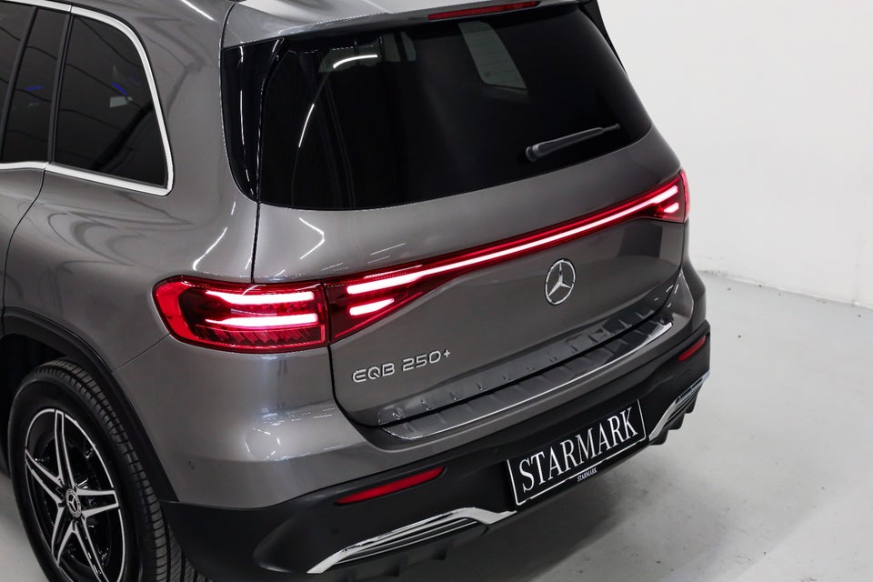 Mercedes EQB250+ AMG Advance 5d