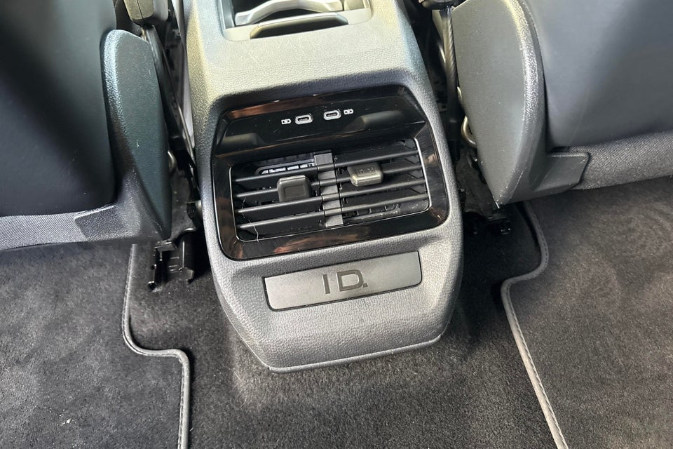 VW ID.4 77 Pro 4Motion 5d