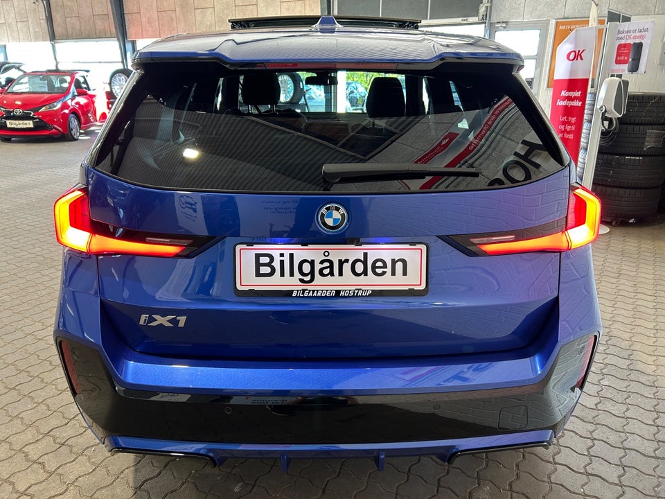 BMW iX1 xDrive30 M-Sport 5d