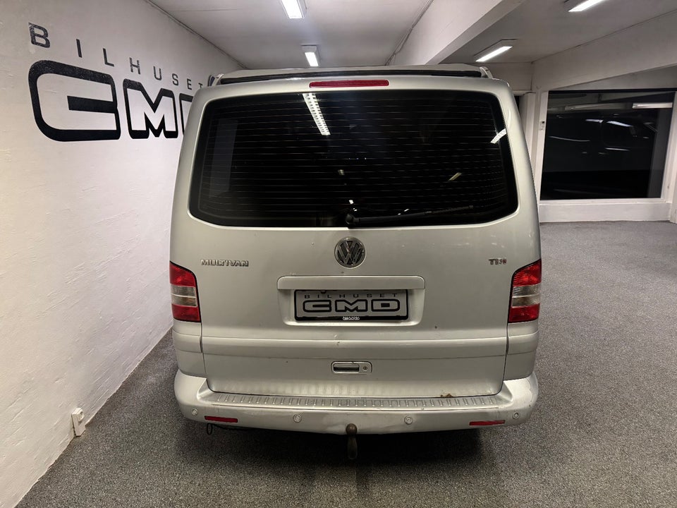 VW Multivan 2,5 TDi 130 Basis 7prs 5d