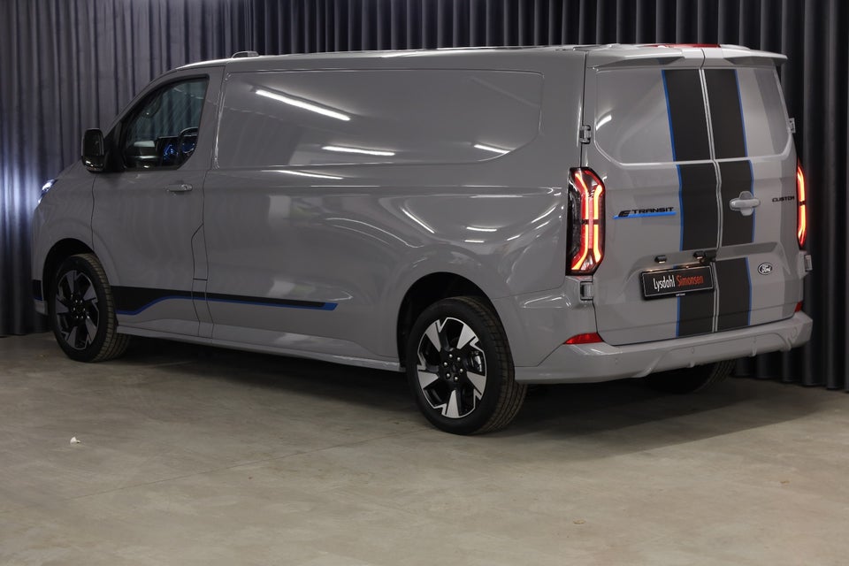 Ford E-Transit Custom 340L 64 Sport