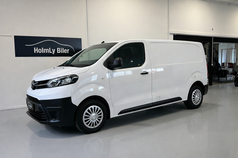 Toyota ProAce 2,0 D 120 Medium Comfort 5d