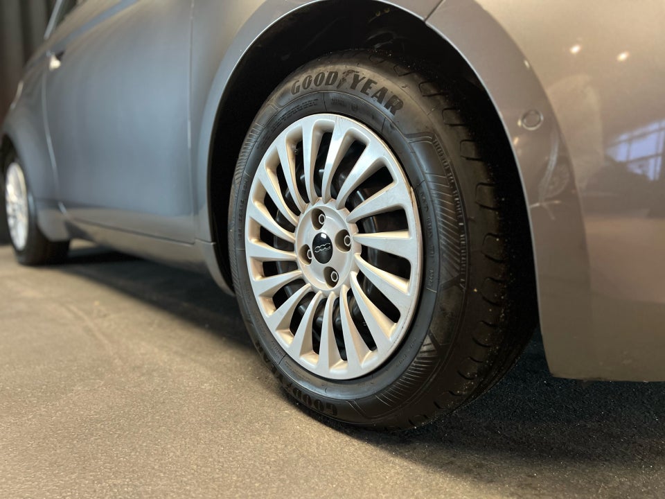 Fiat 500e 42 Icon Cabrio 2d