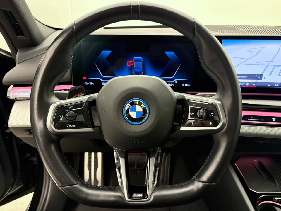 BMW i5 eDrive40 Fully Charged M-Sport 4d