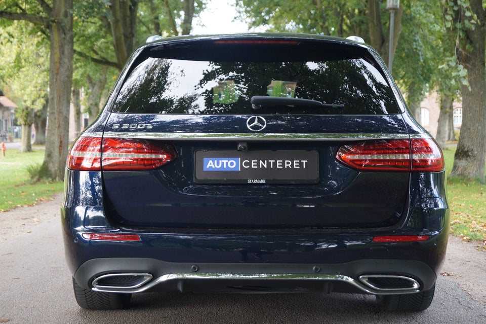 Mercedes E300 e 2,0 AMG Line stc. aut. 5d