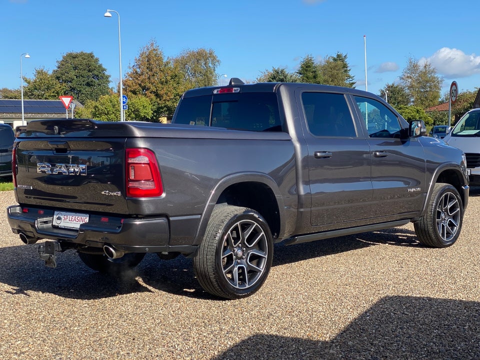 Dodge RAM 1500 5,7 V8 Laramie Crew Cab aut. 4x4 4d