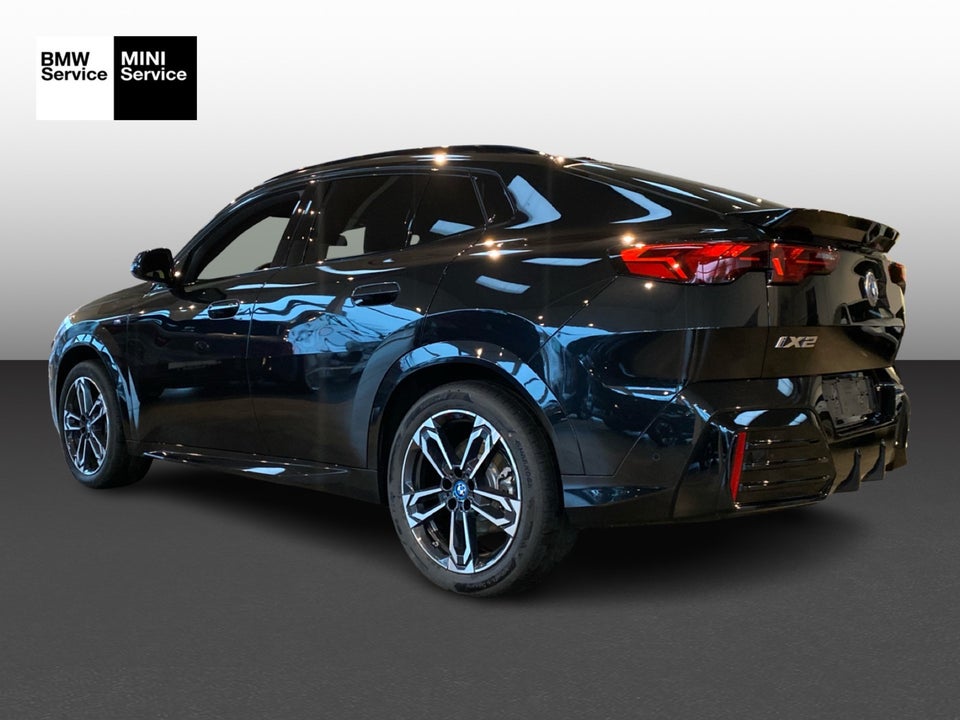 BMW iX2 xDrive30 M-Sport 5d