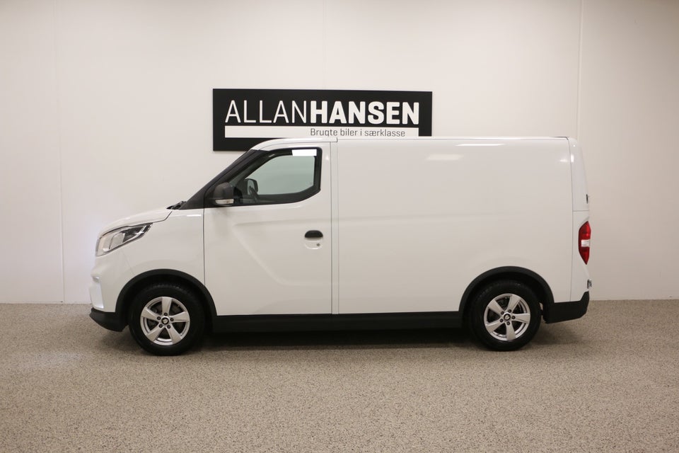 Maxus e-Deliver 3 52 Cargo Van SWB