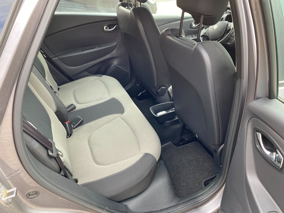 Renault Captur 0,9 TCe 90 Expression 5d