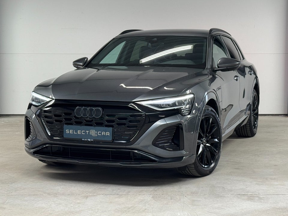Audi Q8 e-tron 55 S-line quattro 5d