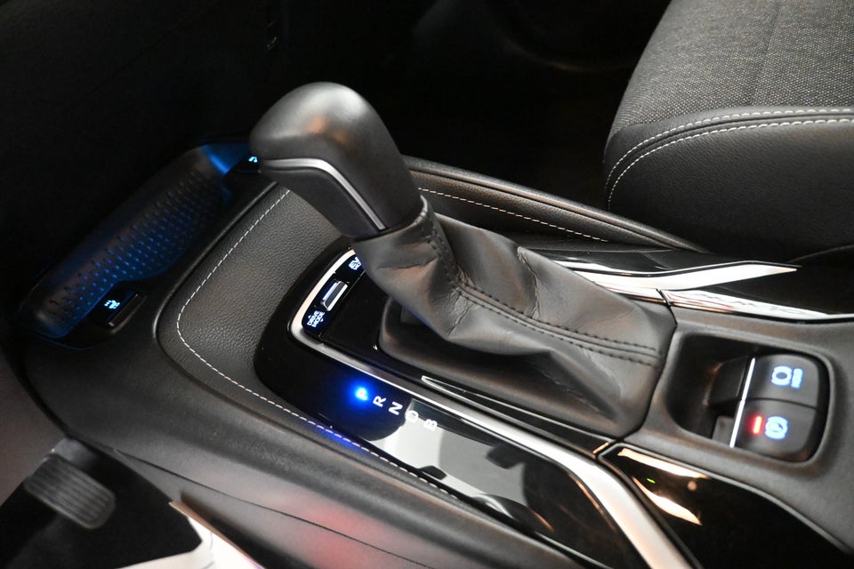 Toyota Corolla 1,8 Hybrid Active Premium Touring Sports MDS 5d