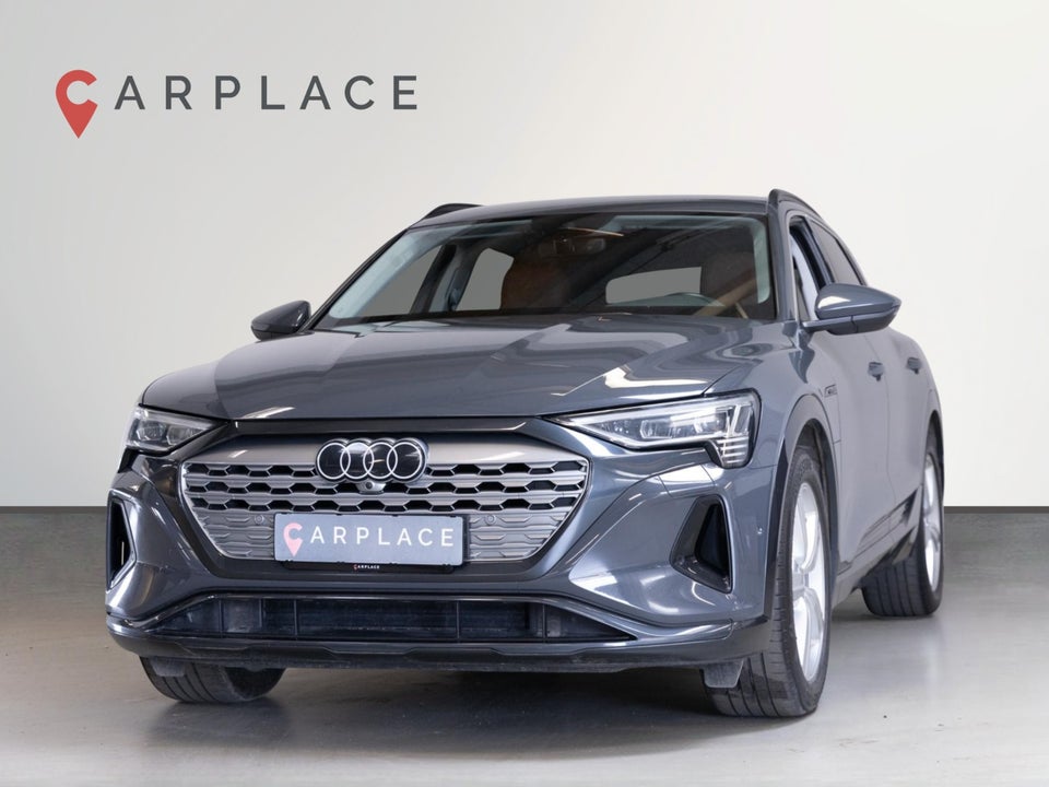 Audi Q8 e-tron 50 quattro 5d