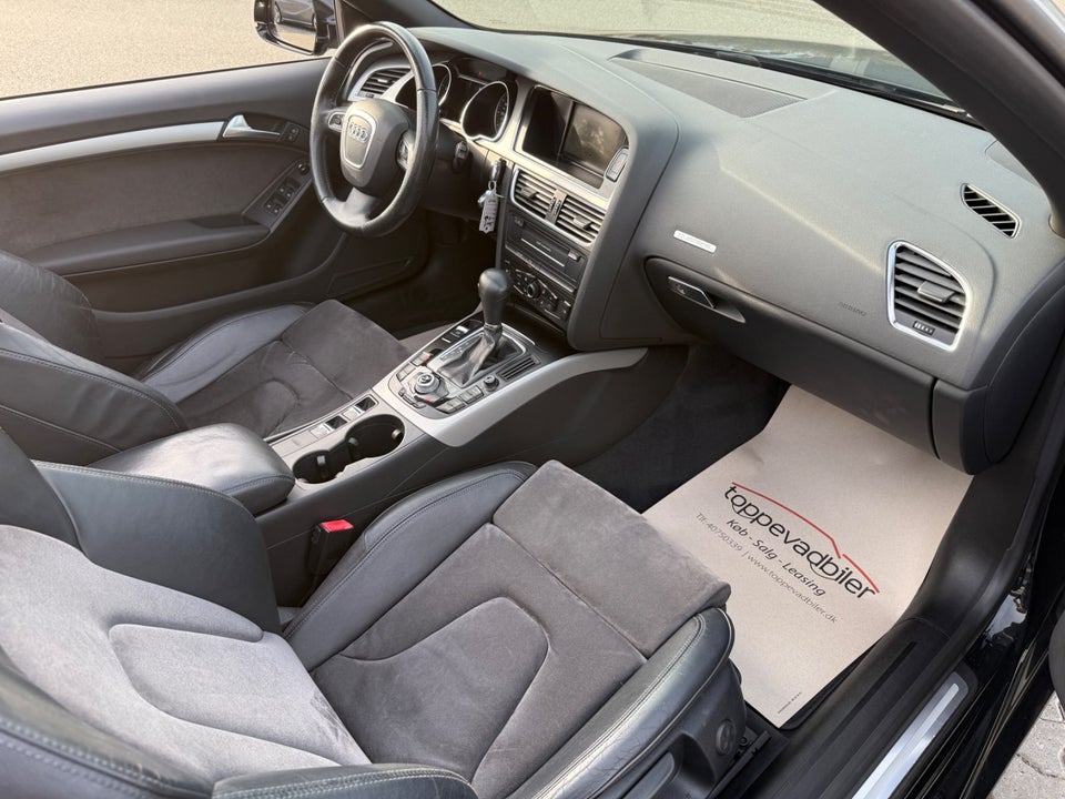 Audi A5 3,2 FSi Cabriolet quattro S-tr. 2d