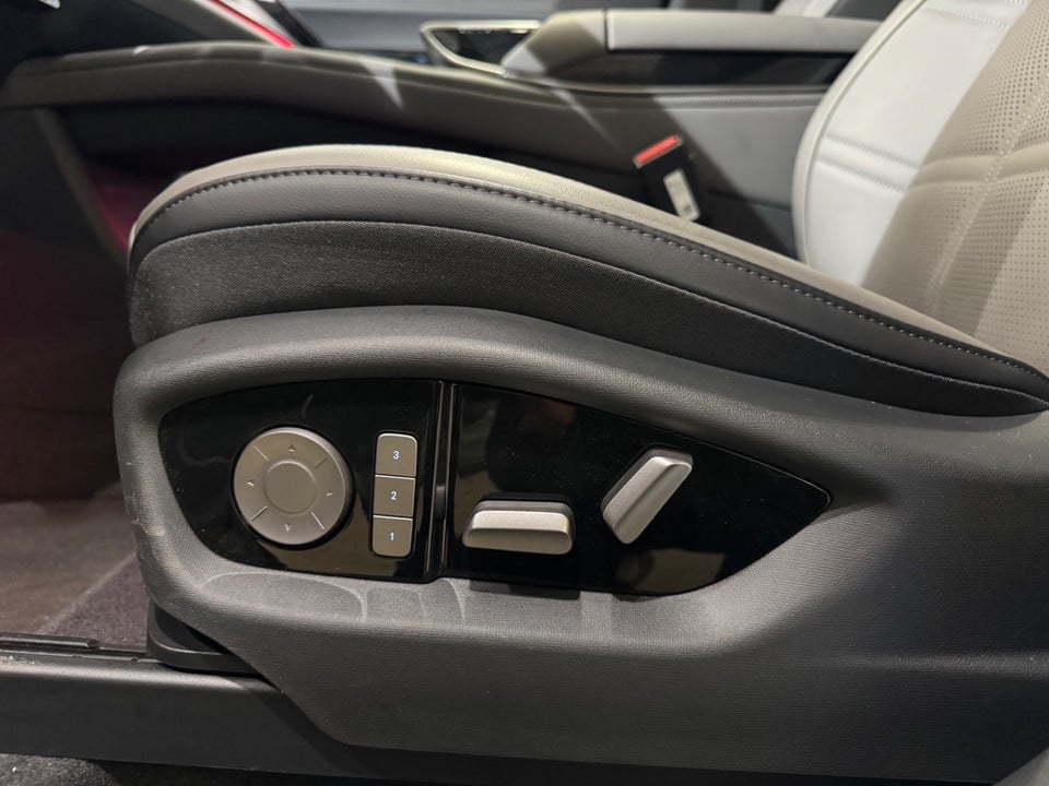 Hongqi EHS7 111 Exclusive 5d