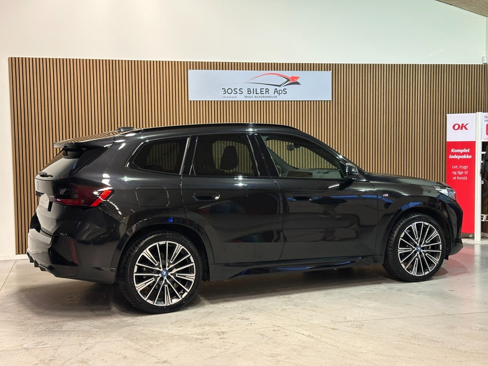 BMW iX1 xDrive30 Fully Charged M-Sport 5d