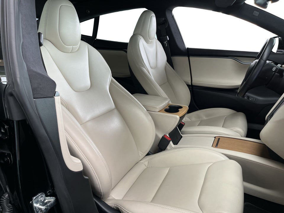 Tesla Model S Ludicrous Performance AWD 5d