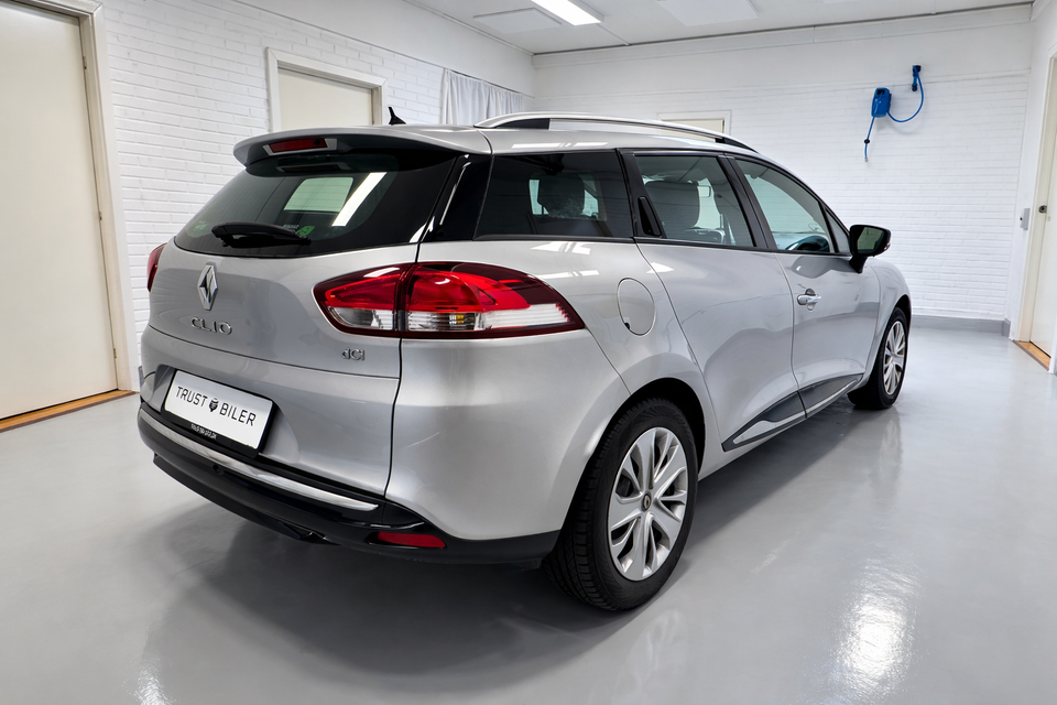 Renault Clio IV 1,5 dCi 75 Expression Sport Tourer 5d