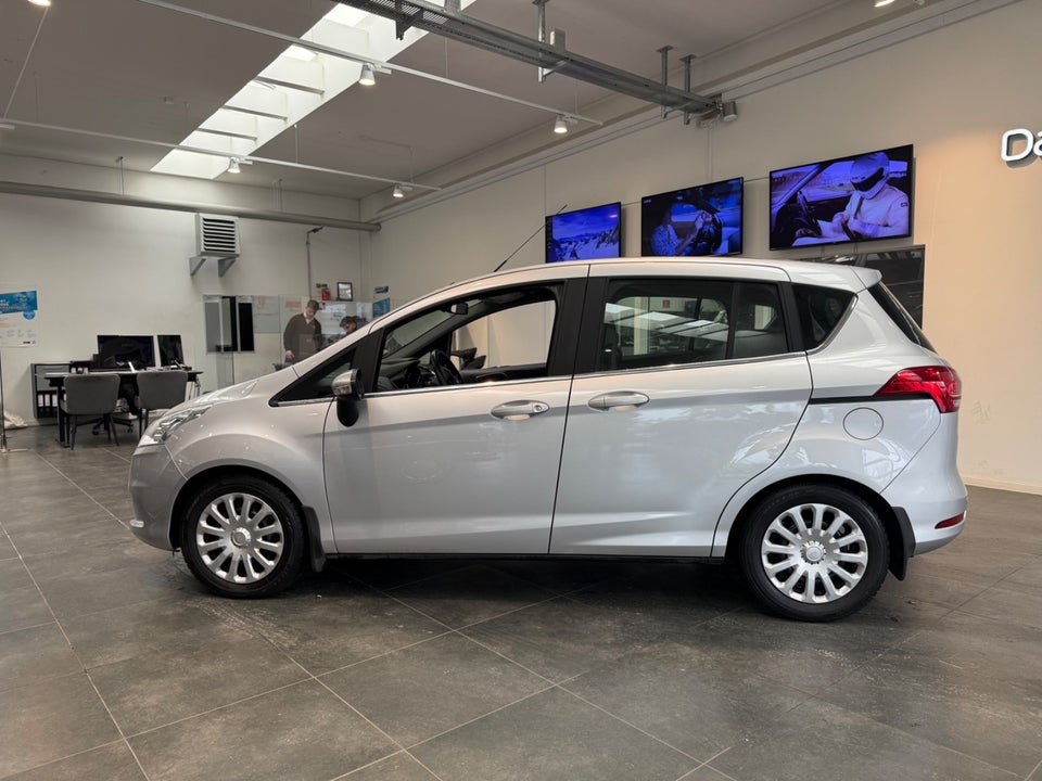 Ford B-MAX 1,0 SCTi 100 Titanium 5d