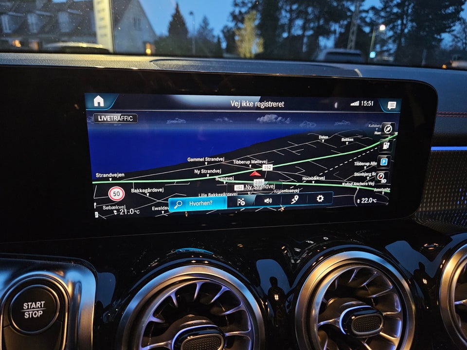 Mercedes EQB250 AMG Line 5d