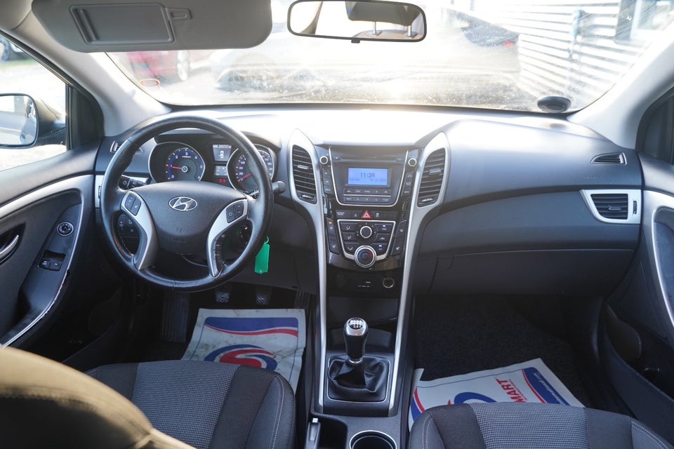 Hyundai i30 1,6 CRDi 110 Active+ CW 5d