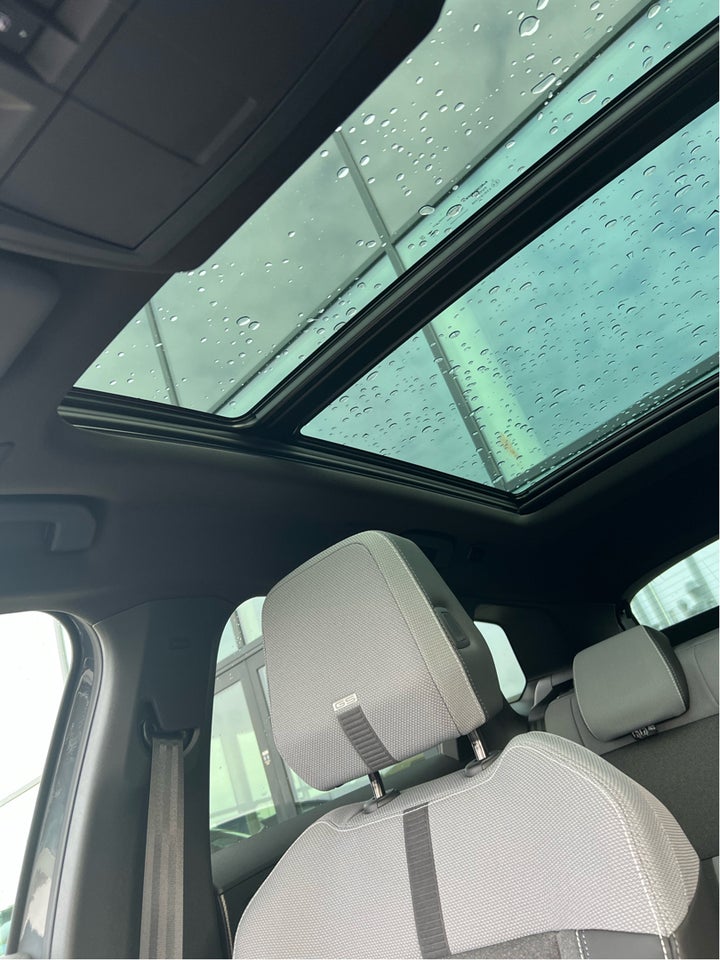 Opel Grandland-e 73 GS Sky 5d