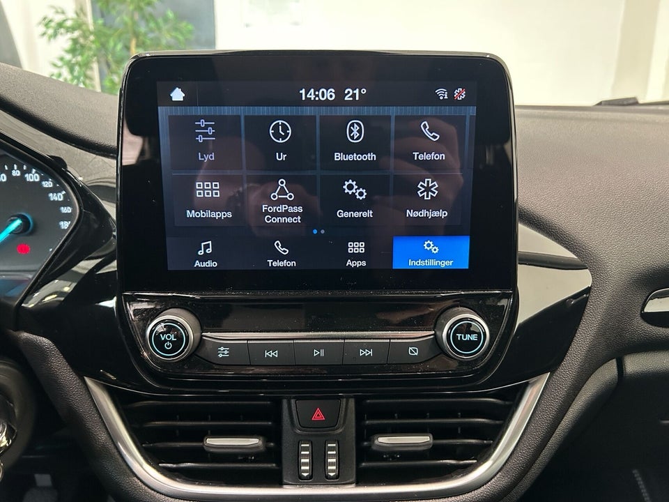 Ford Fiesta 1,0 EcoBoost mHEV Titanium 5d