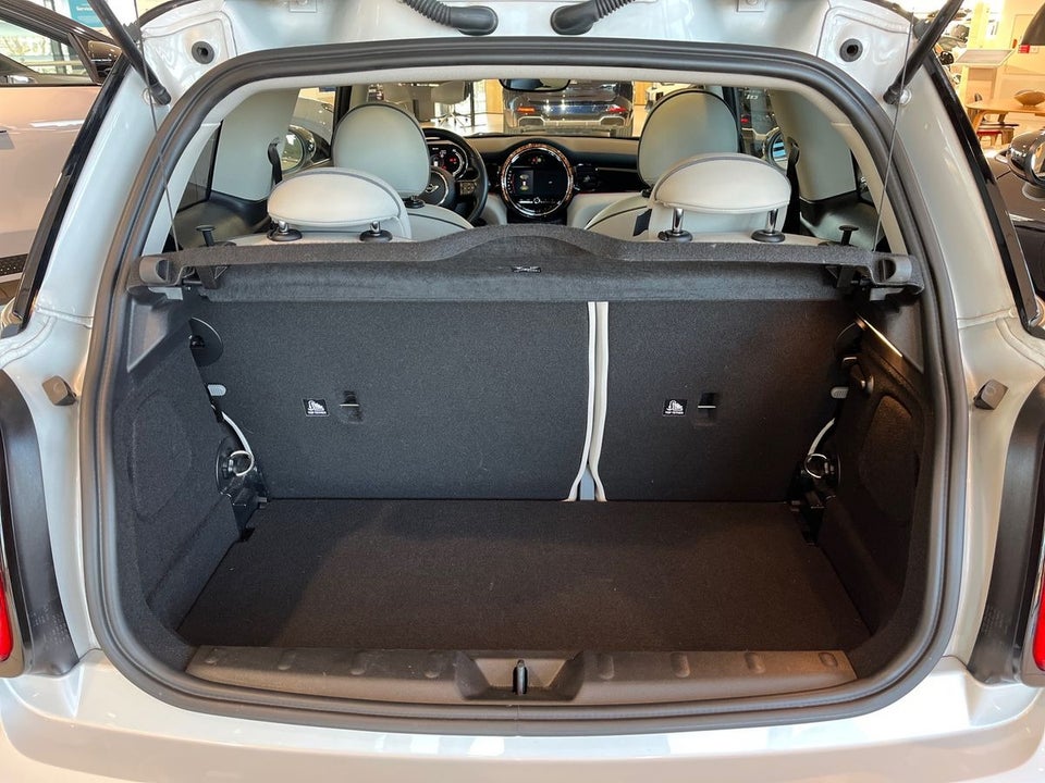 MINI Cooper SE Edition Premium Plus 3d