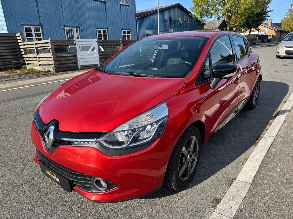 Renault Clio IV 0,9 TCe 90 Dynamique 5d