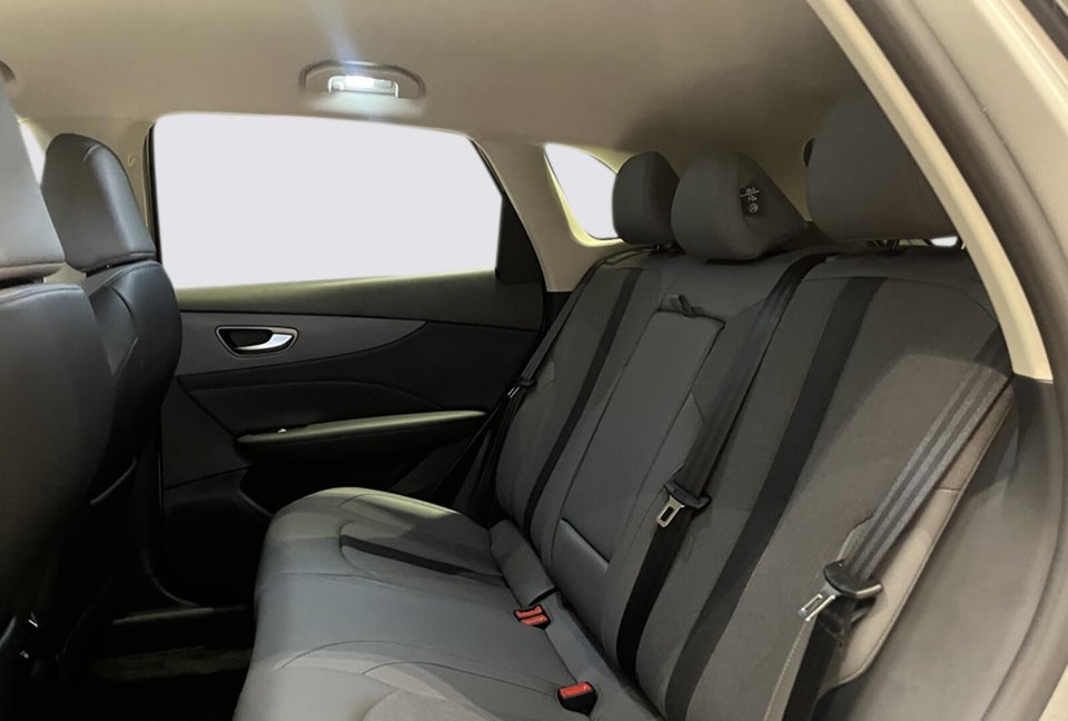 MG MGS5 64 Luxury 5d