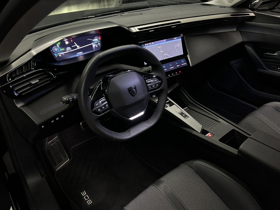 Peugeot 308 1,6 Hybrid Allure Pack EAT8 5d