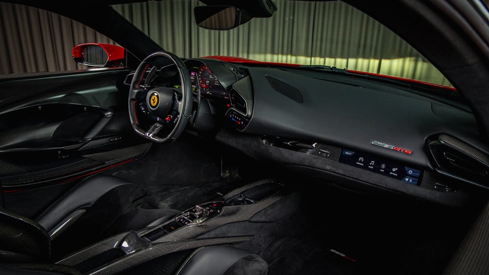 Ferrari 296 GTB 2,9 DCT 2d