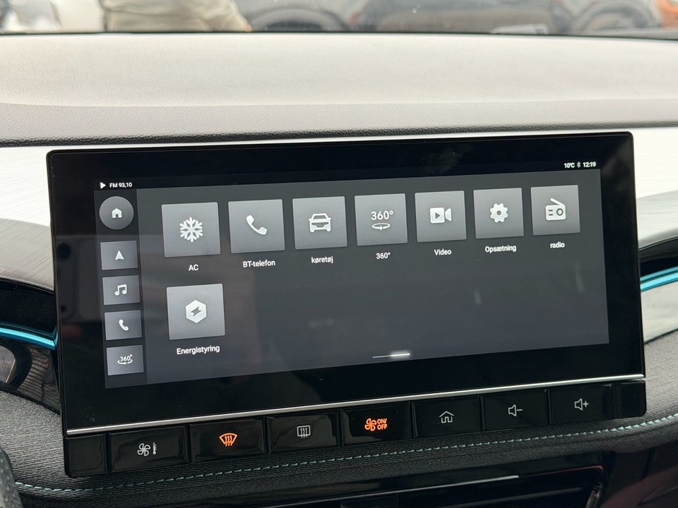 MG MG5 61 Luxury 5d