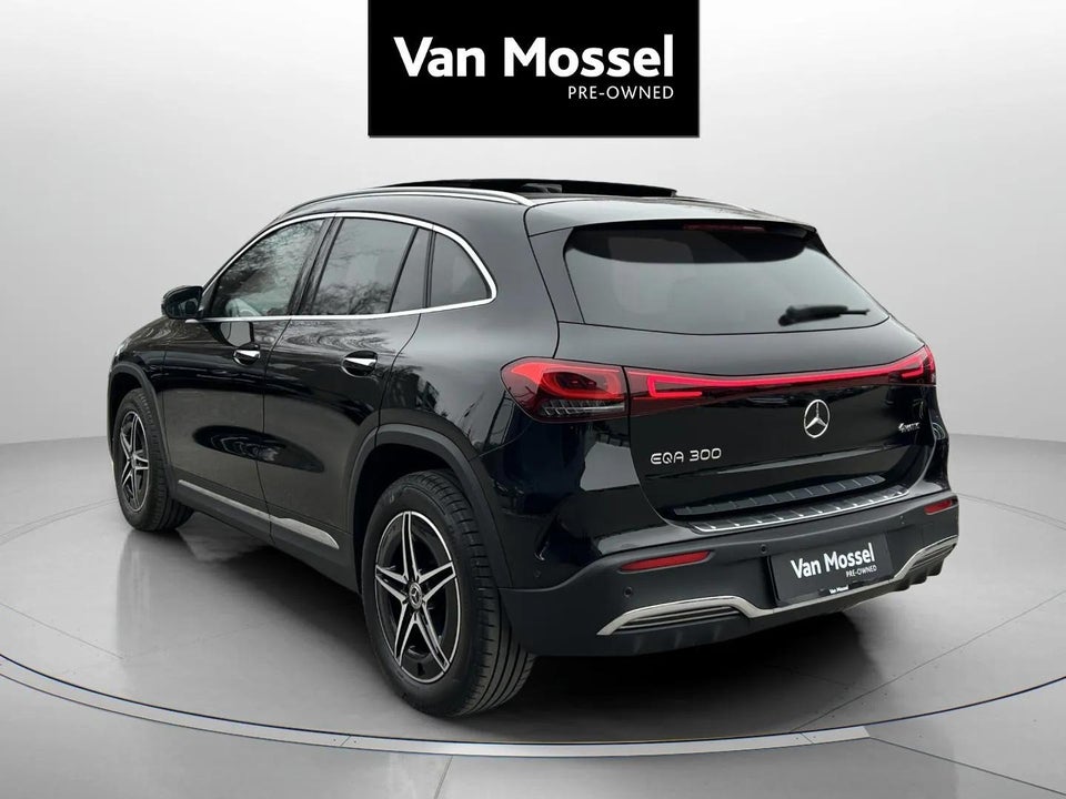 Mercedes EQA300 AMG Line 4Matic 5d