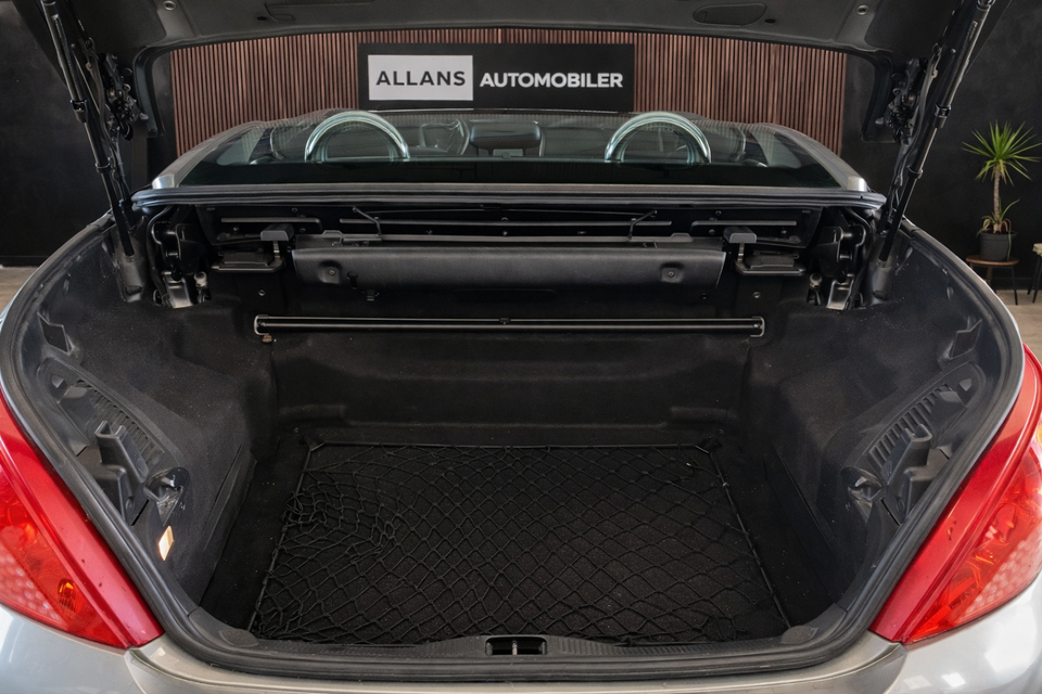 Peugeot 207 1,6 HDi CC 2d