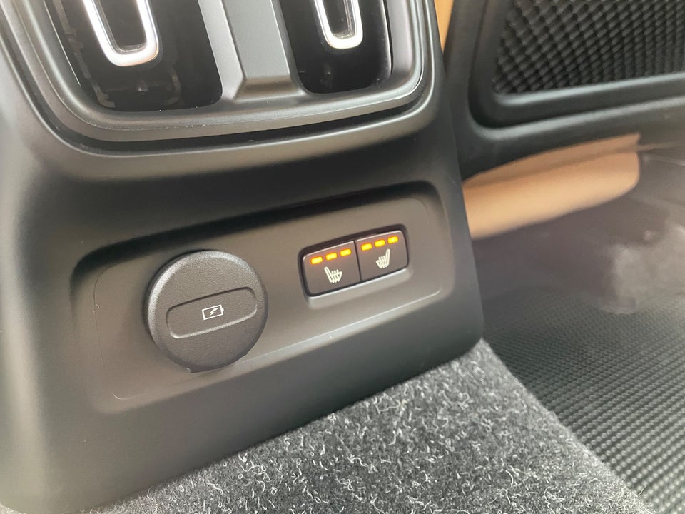 Volvo XC40 1,5 T4 ReCharge Inscription aut. 5d