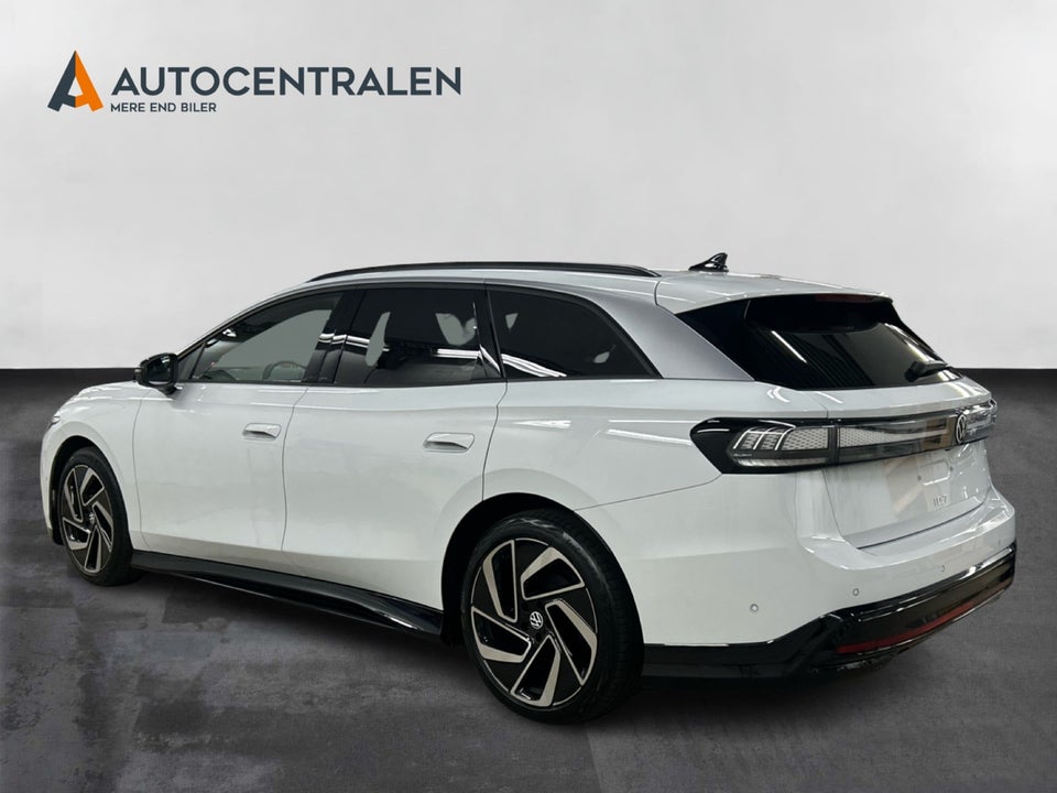 VW ID.7 77 Pro Tourer 5d