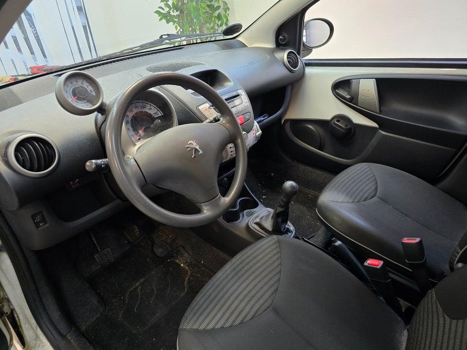 Peugeot 107 1,0 Cool 5d