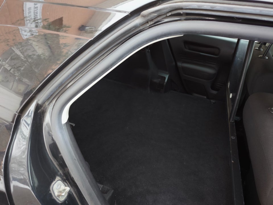 Citroën C4 Cactus 1,6 BlueHDi 100 Feel Van 5d