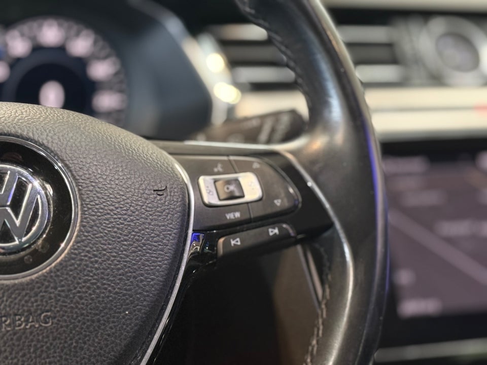 VW Passat 2,0 TDi 190 Comfortline Variant DSG 5d