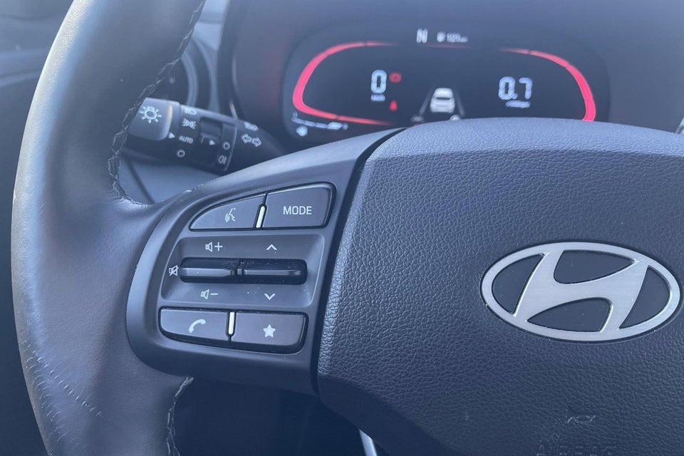 Hyundai i10 1,0 MPi Advanced AMT 5d