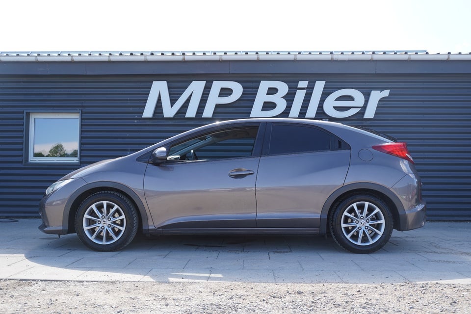 Honda Civic 1,8 i-VTEC Sport 5d