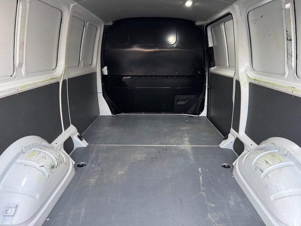 VW Transporter 2,0 TDi 150 Kassevogn DSG lang