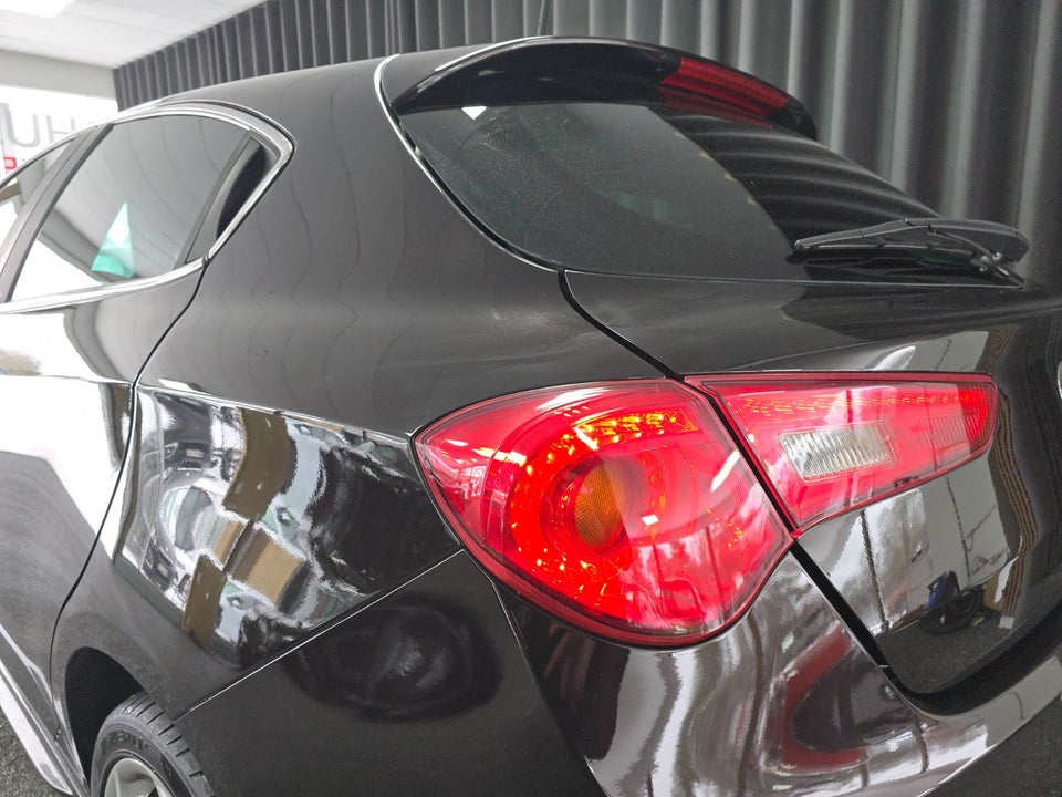 Alfa Romeo Giulietta 1,4 M-Air 170 Distinctive Sportiva 5d