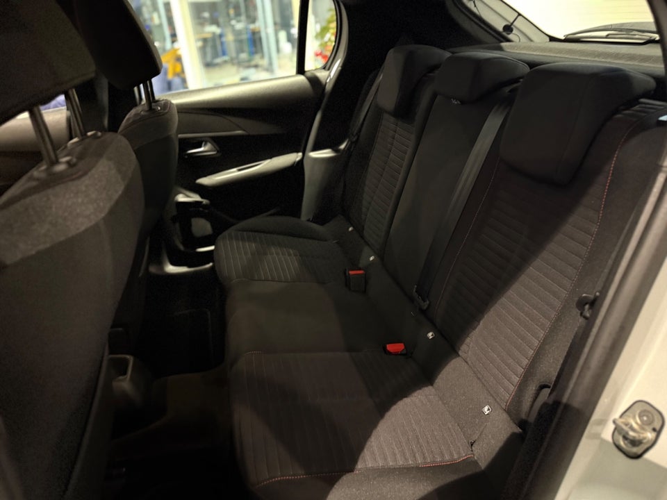 Peugeot 208 1,2 PureTech 75 Active 5d