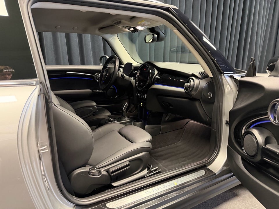 MINI Cooper SE Edition Premium 3d