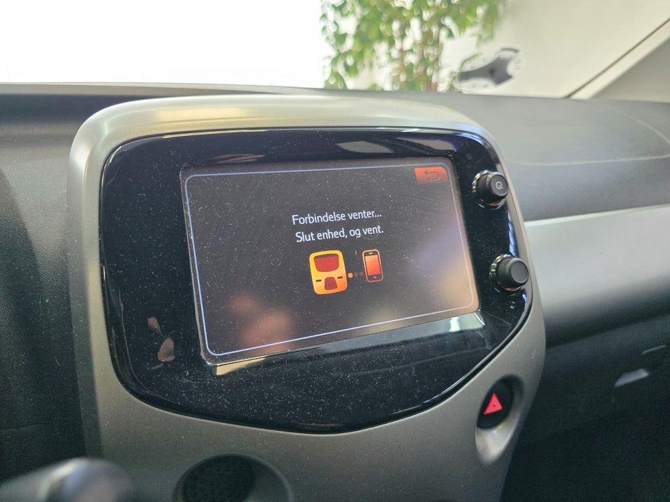 Citroën C1 1,2 PureTech Shine 5d