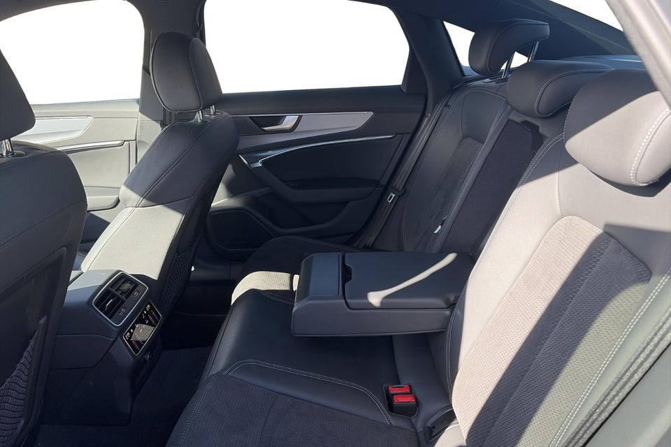 Audi A6 55 TFSi e Sport Prestige S-line quattro S-tr. 4d