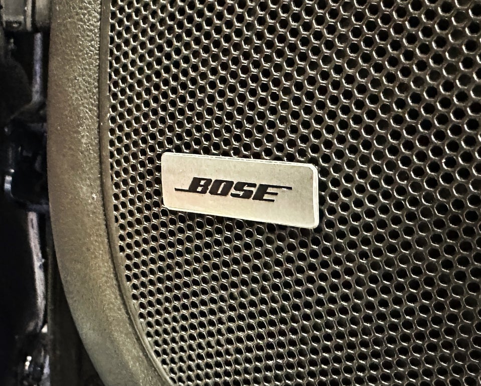 Renault Megane IV 1,3 TCe 140 Bose Edition Sport Tourer EDC 5d